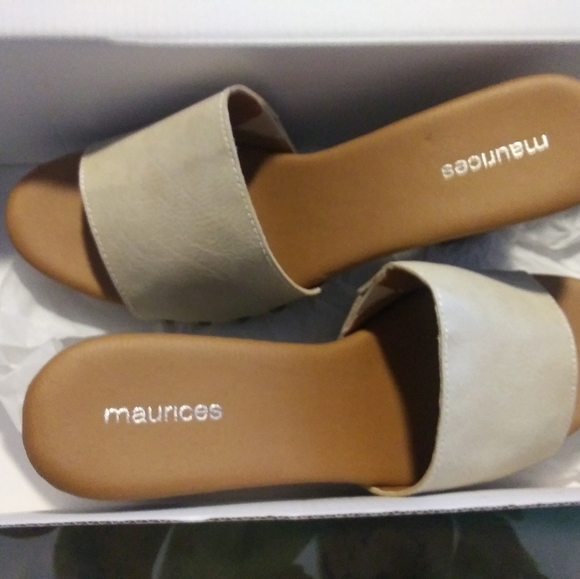 Maurices taupe wood heel open toe shoes - Picture 4 of 7